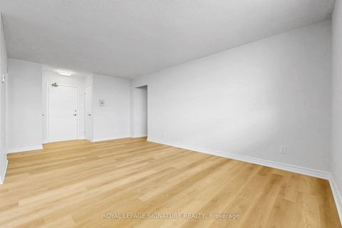 Photo 13 at 703 - 2550 Pharmacy Avenue, L'Amoreaux, Toronto