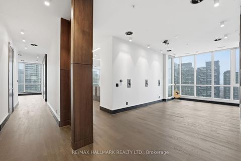 Photo 16 at PH101 - 199 Richmond Street W, Waterfront Communities C1, Toronto