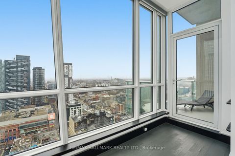 Photo 31 at PH101 - 199 Richmond Street W, Waterfront Communities C1, Toronto