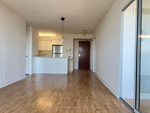 Photo 5 at 909 - 28 Empress Avenue, Willowdale East, Toronto