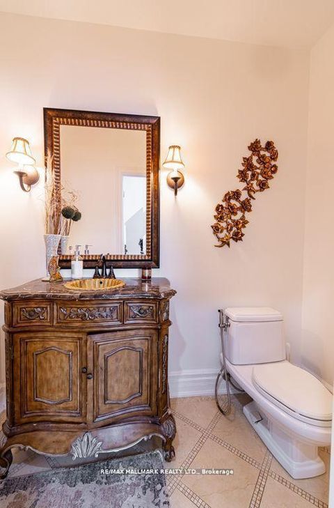 Photo 7 at 384 Kennedy Street W, Aurora Highlands, Aurora