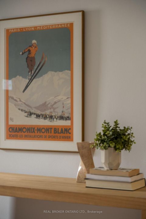 Photo 7 at 59 Stafford Street, Niagara, Toronto