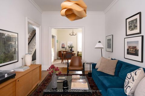 Photo 9 at 59 Stafford Street, Niagara, Toronto