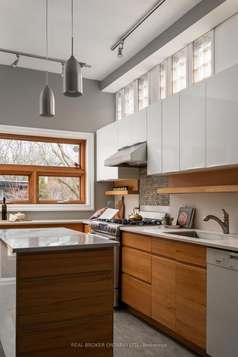 Photo 20 at 59 Stafford Street, Niagara, Toronto