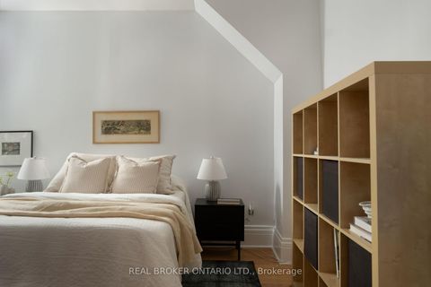 Photo 31 at 59 Stafford Street, Niagara, Toronto