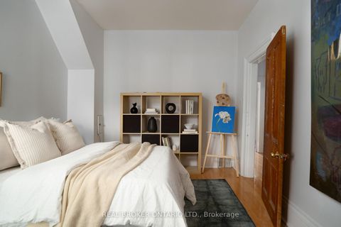 Photo 33 at 59 Stafford Street, Niagara, Toronto