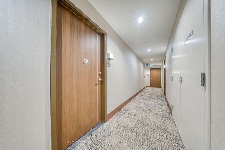 Photo 1 at 2801 - 117 McMahon Drive, Bayview Village, Toronto