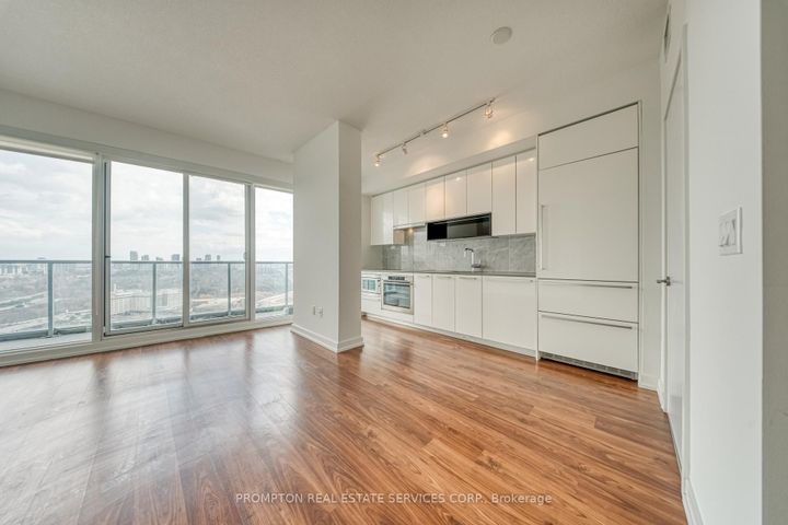 Photo 12 at 2801 - 117 McMahon Drive, Bayview Village, Toronto