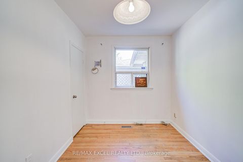 Photo 27 at 334 Moore Park Avenue, Newtonbrook West, Toronto