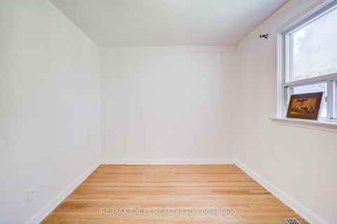 Photo 29 at 334 Moore Park Avenue, Newtonbrook West, Toronto