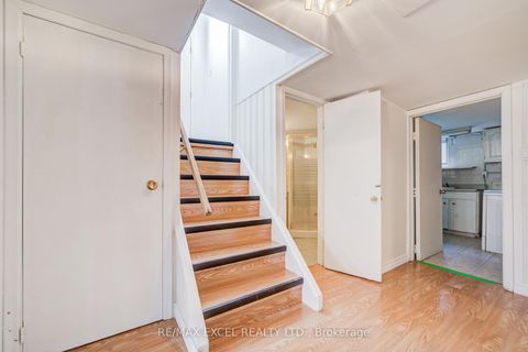Photo 33 at 334 Moore Park Avenue, Newtonbrook West, Toronto