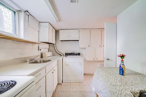 Photo 41 at 334 Moore Park Avenue, Newtonbrook West, Toronto