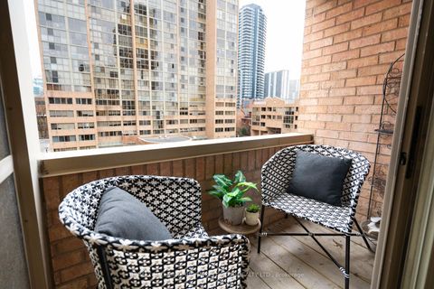 Photo 17 at 501 - 60 Homewood Avenue, South St. James Town, Toronto