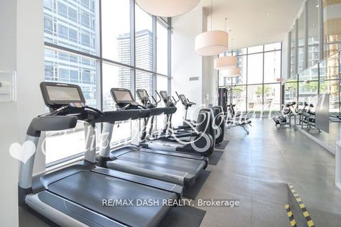 Photo 11 at 710 - 295 Adelaide Street W, Waterfront Communities C1, Toronto