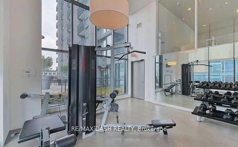 Photo 13 at 710 - 295 Adelaide Street W, Waterfront Communities C1, Toronto