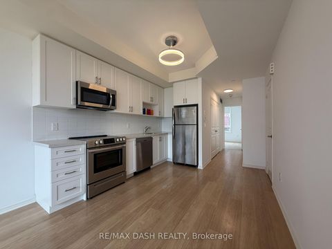 Photo 10 at 204 - 1130 Briar Hill Avenue, Belgravia, Toronto