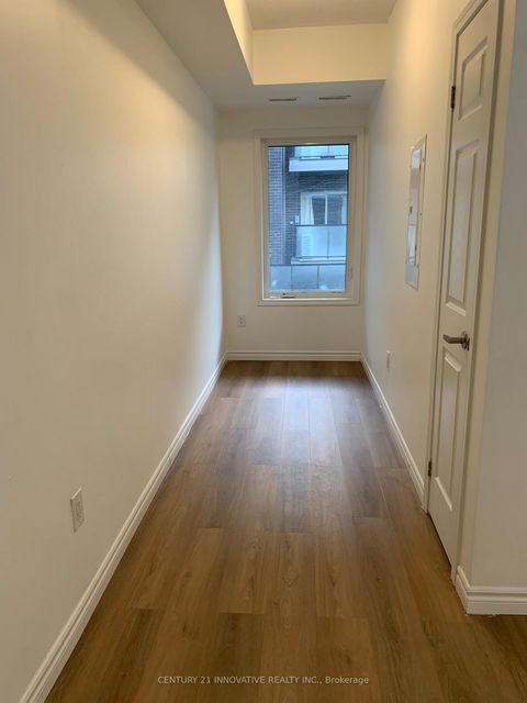 Photo 5 at 511 - 2791 Eglinton Avenue E, Eglinton East, Toronto