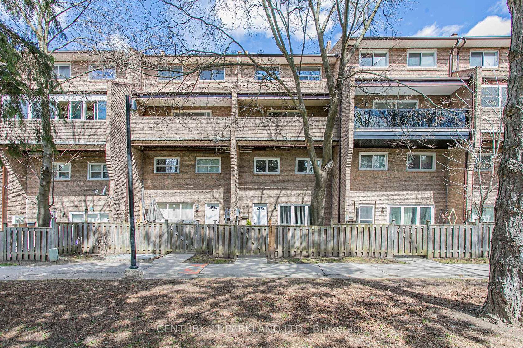 194 - 50 Scarborough Golf Club Road, Scarborough Village, Toronto photo number 2