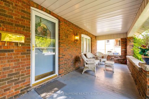 Photo 3 at 10 King Street Crescent, Weston, Toronto