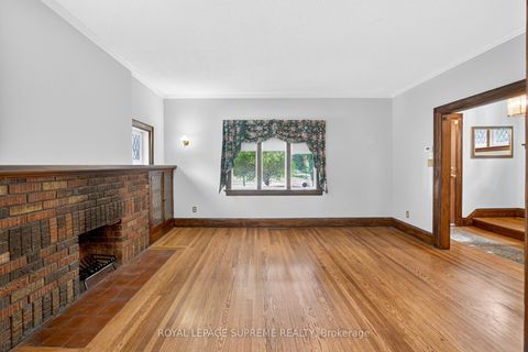 Photo 12 at 10 King Street Crescent, Weston, Toronto