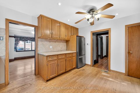 Photo 25 at 10 King Street Crescent, Weston, Toronto