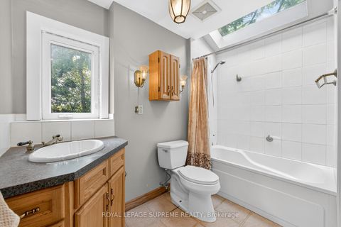 Photo 39 at 10 King Street Crescent, Weston, Toronto