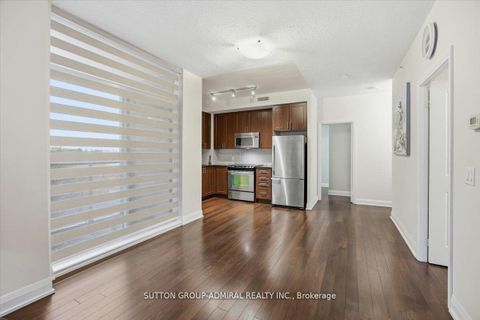 Photo 6 at 204 - 95 North Park Road, Beverley Glen, Vaughan