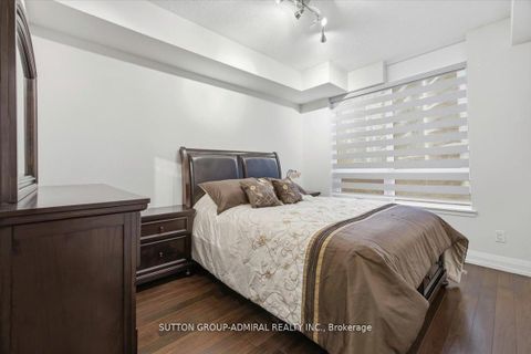 Photo 10 at 204 - 95 North Park Road, Beverley Glen, Vaughan