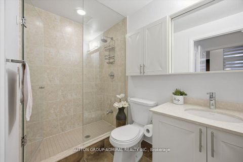 Photo 12 at 204 - 95 North Park Road, Beverley Glen, Vaughan