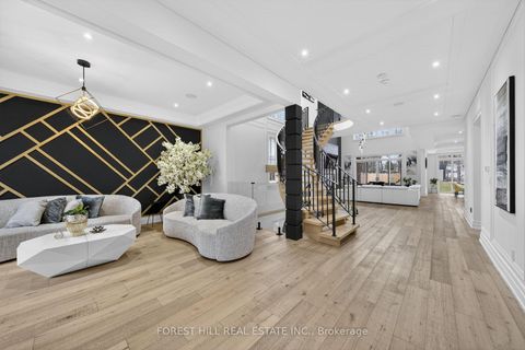 Photo 2 at 2019 Lilac Drive, Alcona, Innisfil