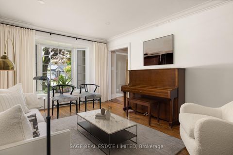 Photo 2 at 9 Canfield Place, Don Mills, Toronto