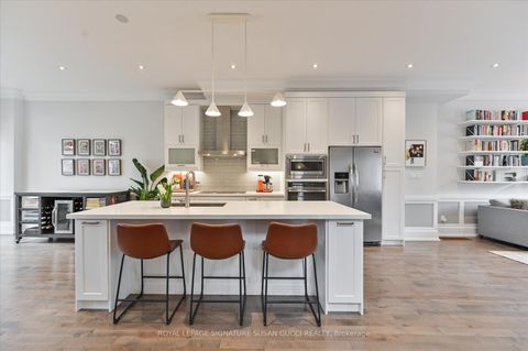 Photo 12 at 20 Warvet Crescent, Parkview, Toronto