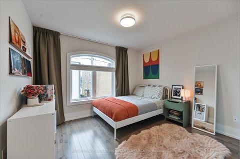 Photo 29 at 20 Warvet Crescent, Parkview, Toronto