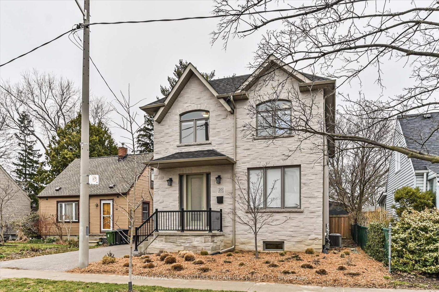 20 Warvet Crescent, Parkview, Toronto photo 9