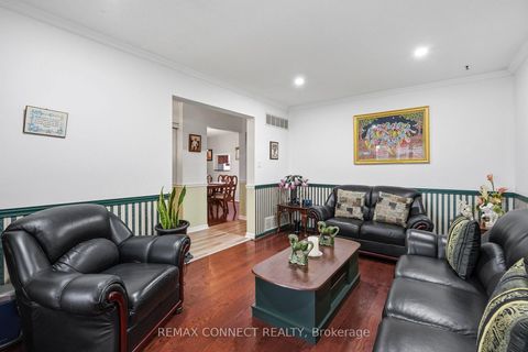 Photo 8 at 140 Placentia Boulevard, Agincourt North, Toronto
