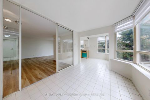 Photo 20 at 319 - 32 Clarissa Drive, Harding, Richmond Hill