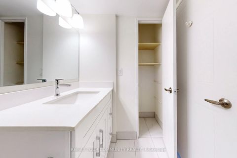 Photo 26 at 319 - 32 Clarissa Drive, Harding, Richmond Hill