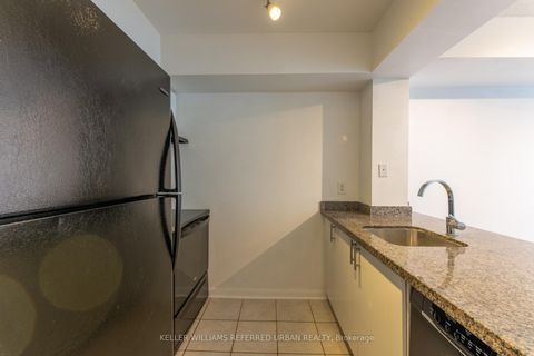 Photo 1 at 651 - 3 Everson Drive, Willowdale East, Toronto