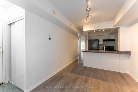 Photo 4 at 651 - 3 Everson Drive, Willowdale East, Toronto