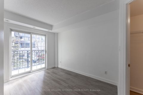 Photo 9 at 651 - 3 Everson Drive, Willowdale East, Toronto