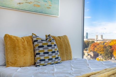 Photo 30 at 720 - 859 The Queensway, Queensway, Toronto