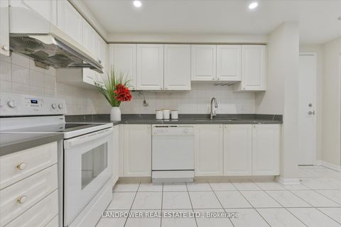Photo 13 at 1231 - 28 Sommerset Way, Willowdale East, Toronto