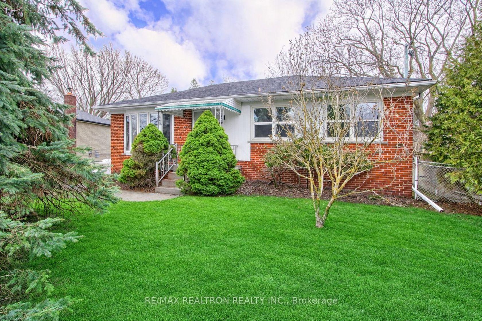 72 Monkswood Crescent, Central Newmarket, Newmarket photo 9