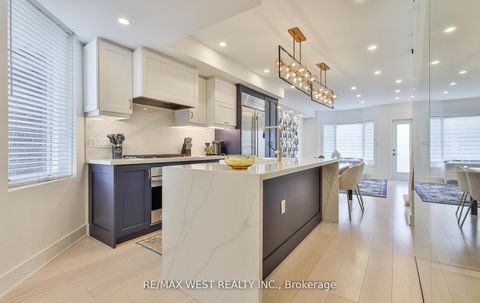 Photo 4 at 734 Shaw Street, Little Italy, Toronto