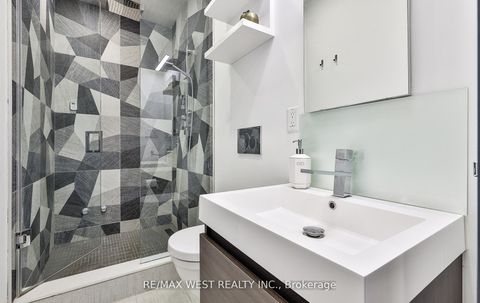 Photo 8 at 734 Shaw Street, Little Italy, Toronto