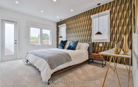 Photo 10 at 734 Shaw Street, Little Italy, Toronto