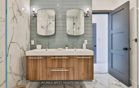 Photo 12 at 734 Shaw Street, Little Italy, Toronto