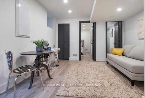 Photo 36 at 734 Shaw Street, Little Italy, Toronto