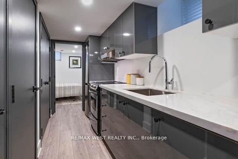 Photo 38 at 734 Shaw Street, Little Italy, Toronto