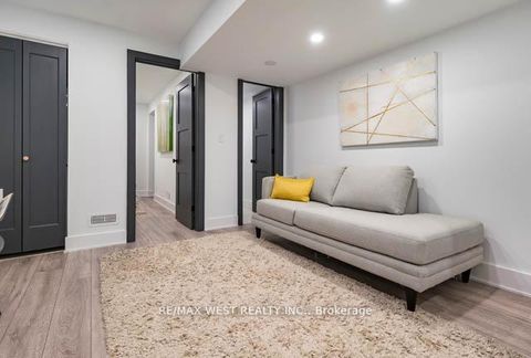 Photo 42 at 734 Shaw Street, Little Italy, Toronto